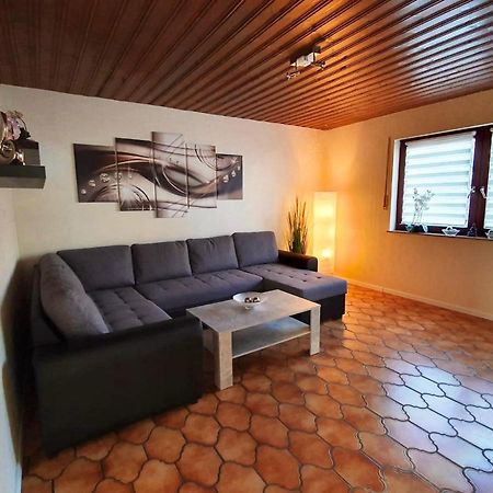 Apartments Rhona III Und IV Neunkirchen City 外观 照片
