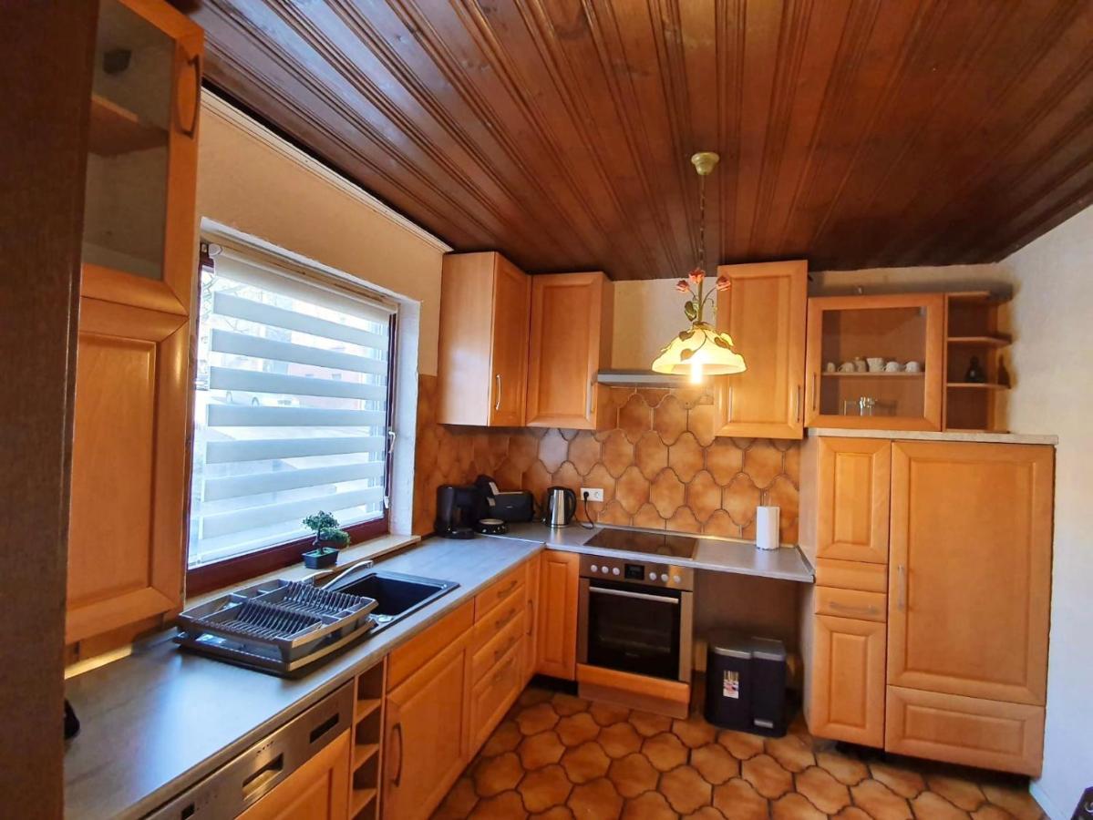 Apartments Rhona III Und IV Neunkirchen City 外观 照片